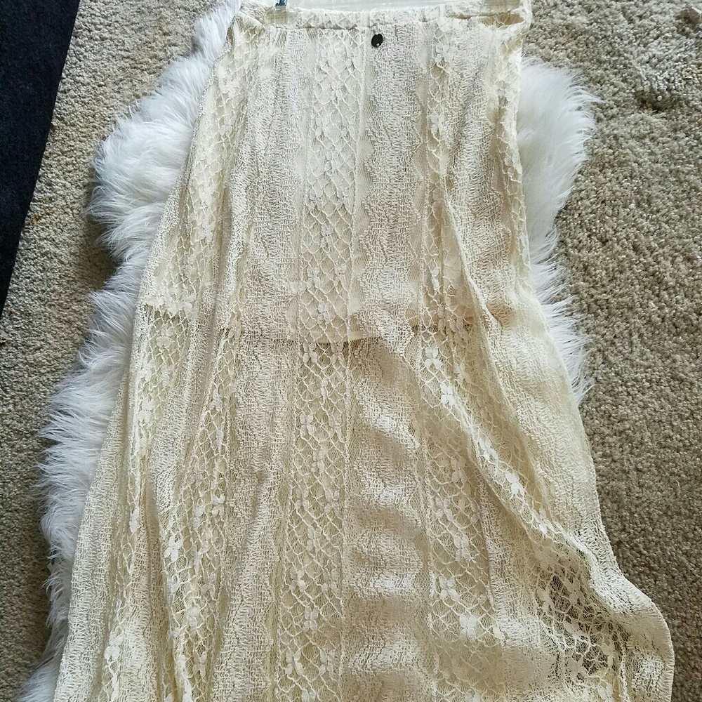 Billabong Cream Lacy Skirt w/Cream Solid Skirt