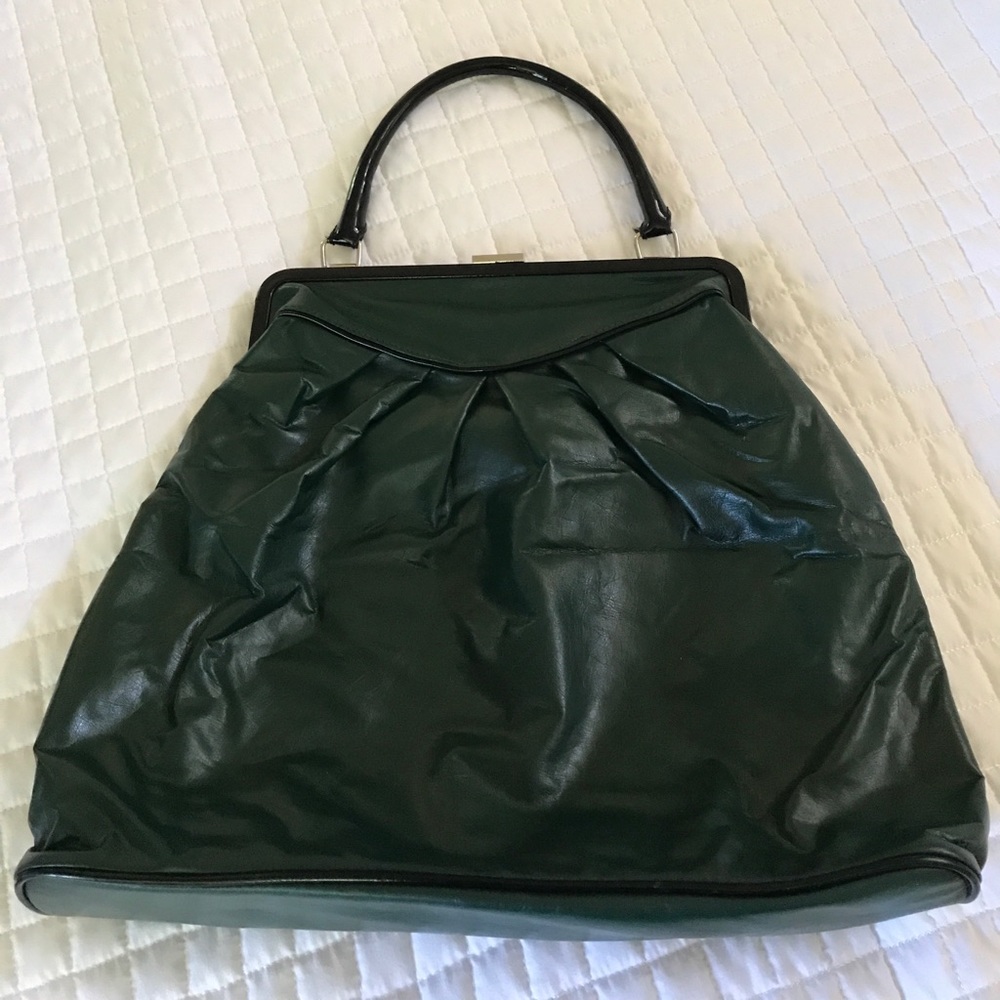 Green retro purse