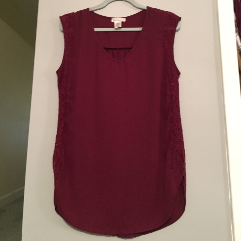 Maroon v-neck top