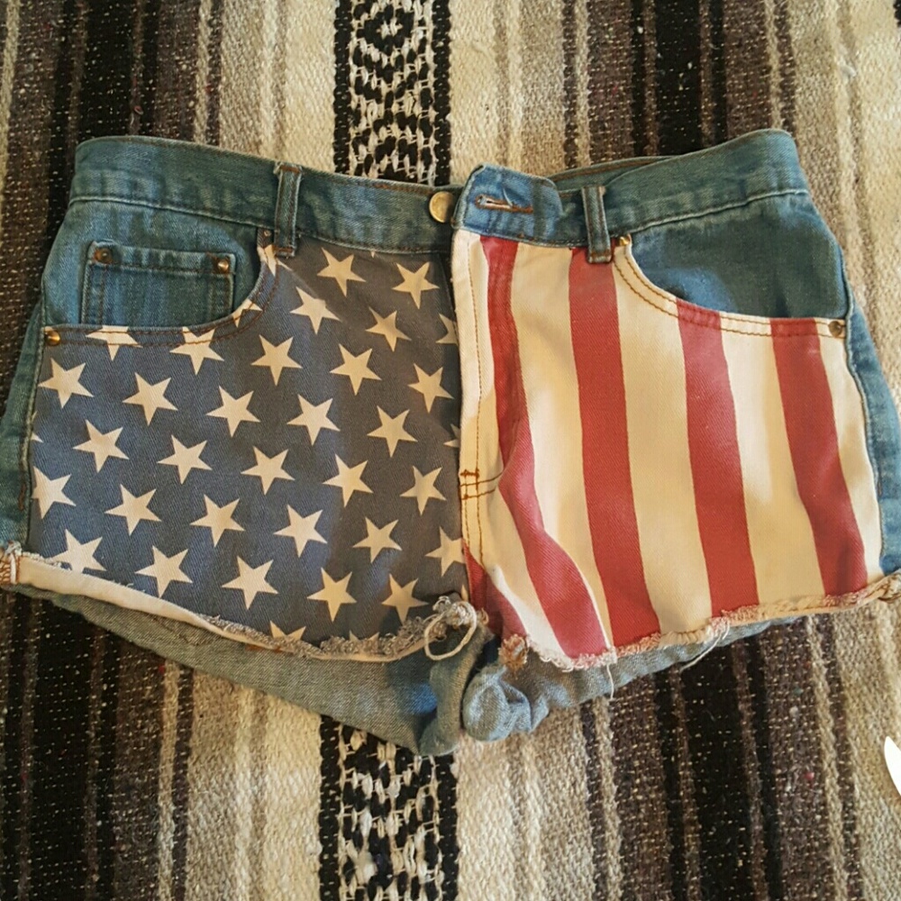America shorts