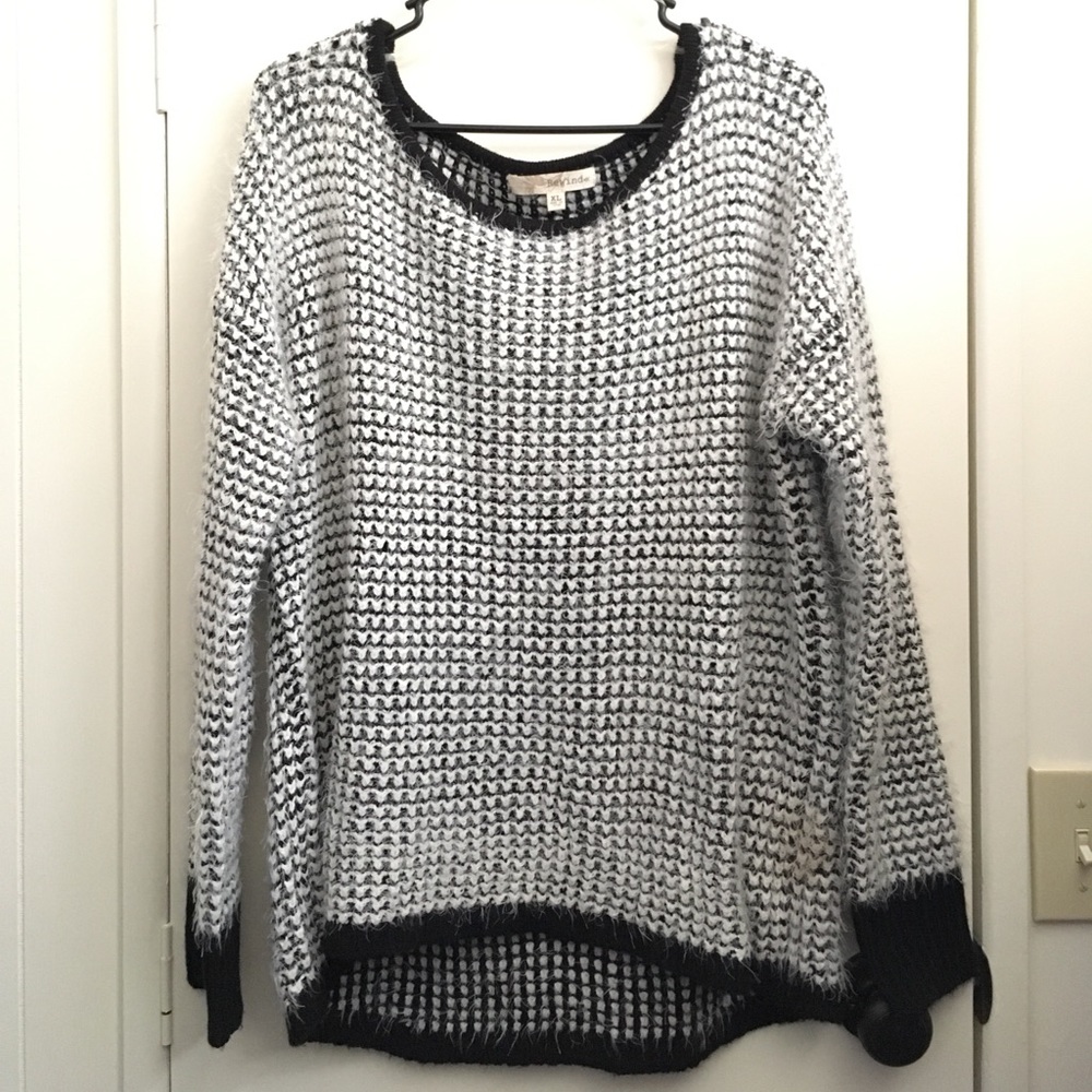 Rewind XL long sleeve tee