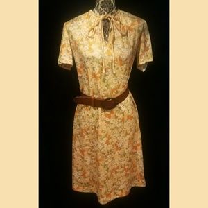 Vintage 1970's Daisy floral dress