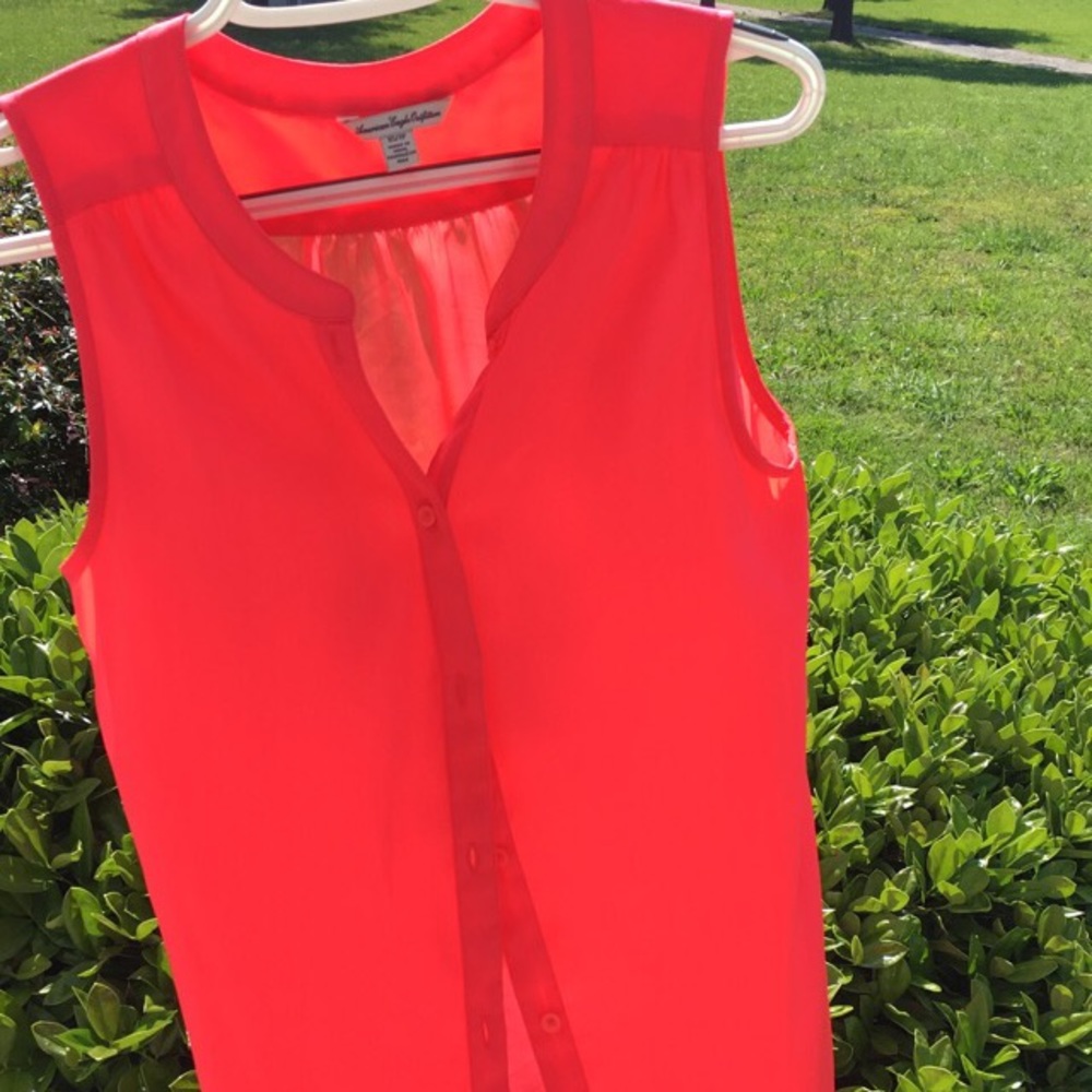 American Eagle Hot Pink Sleeveless Button Down