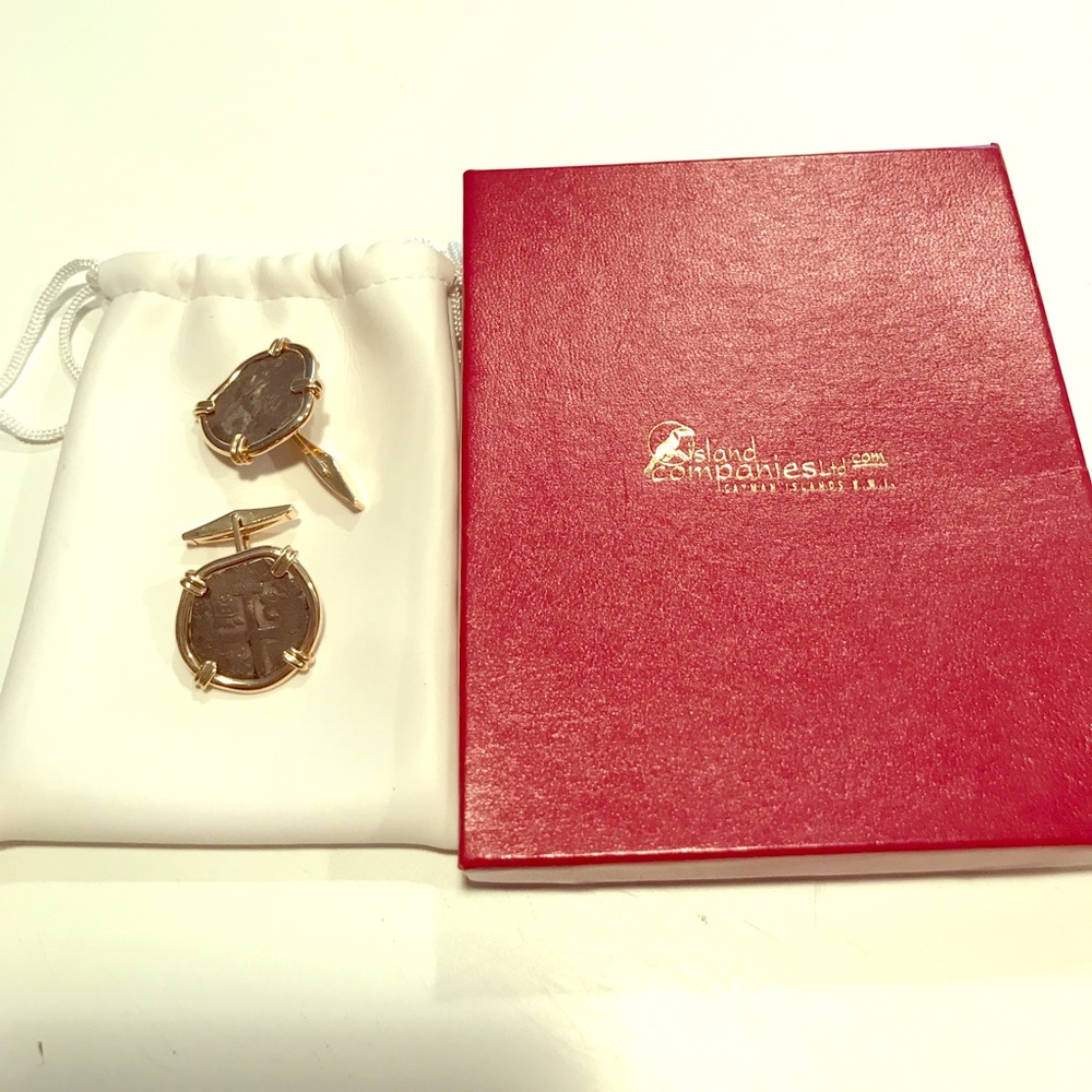 14kt gold cuff links with shipwrecked coins