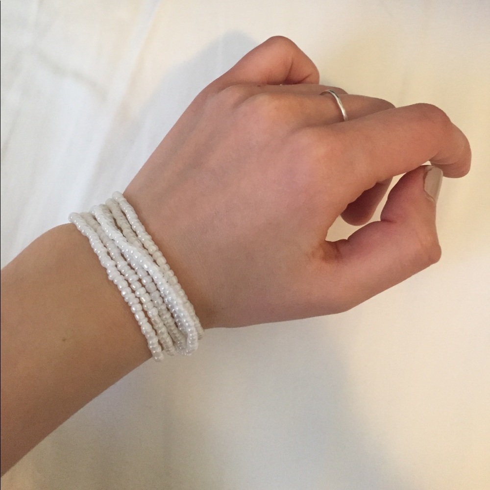 Brandy Melville Necklace - Picture 3 of 3