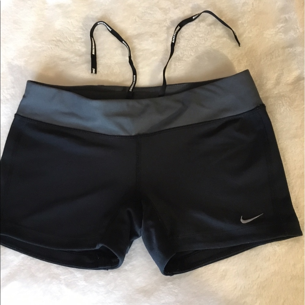 Nike dri fit tights 🖤 M