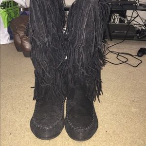 Black moccasins boots :)