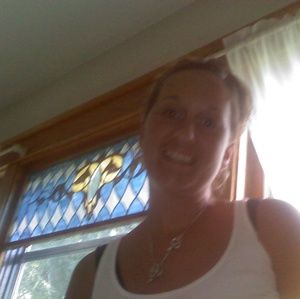 Meet your Posher, Christy