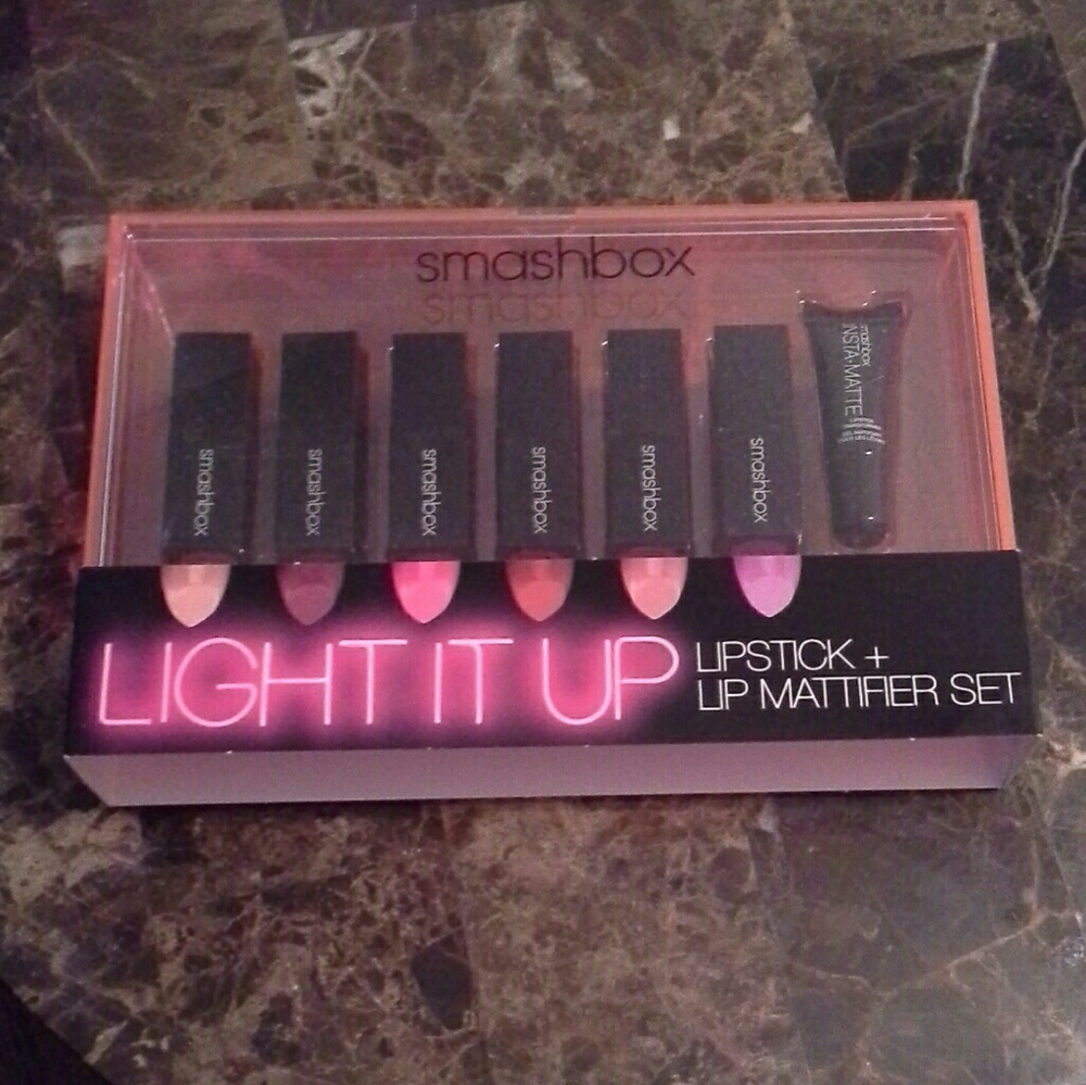 HP 10/8 Smashbox Light It Up Set. NIB/ FINAL $