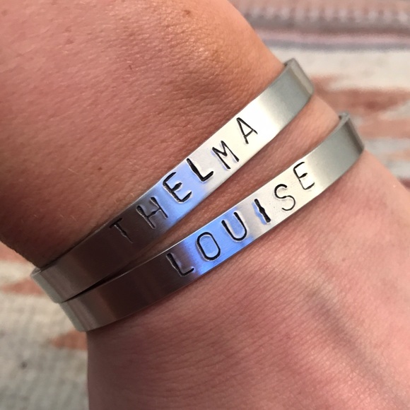 Thelma & Louise cuff set - Picture 2 of 2