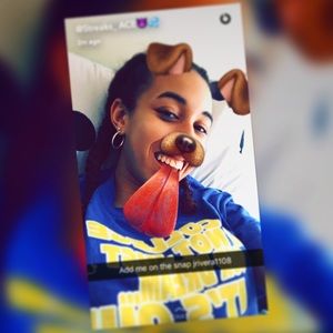 Meet your Posher, Jenessa