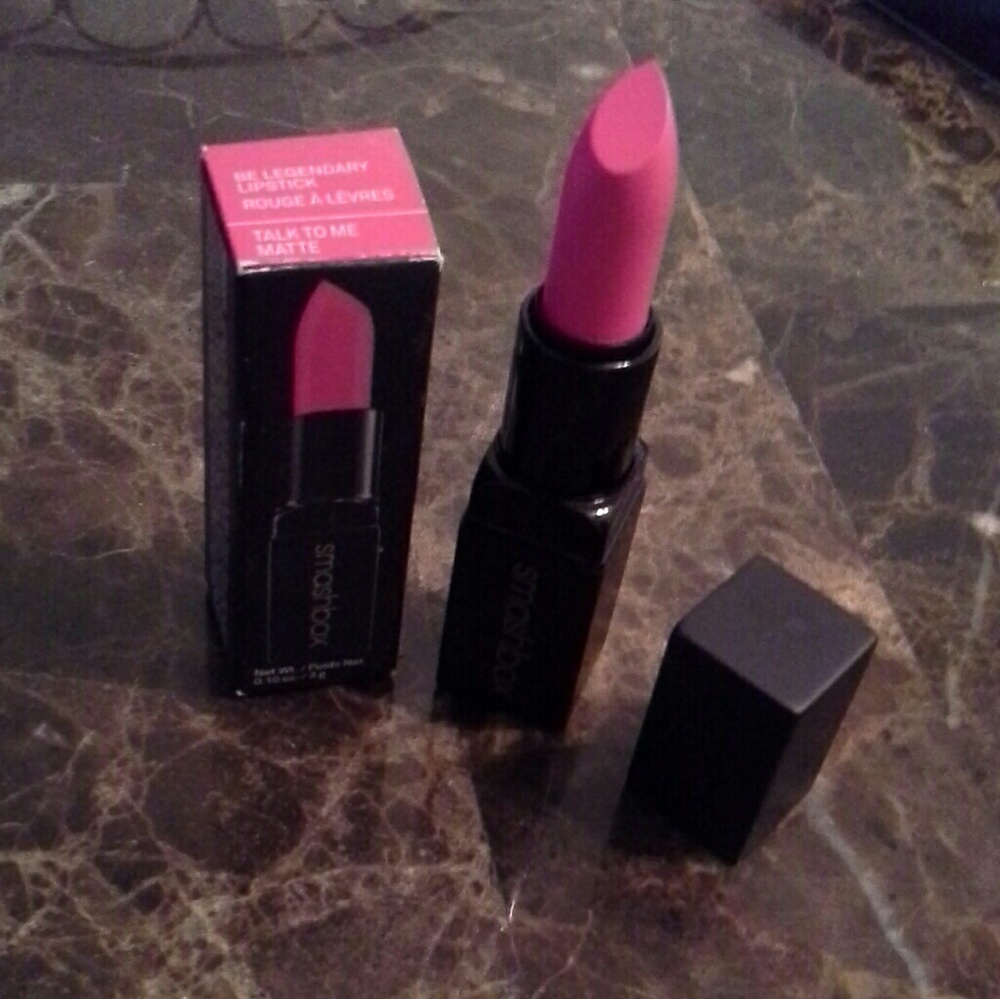 FREE! Smashbox Lipstick!  Free in bundle