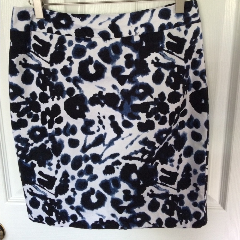 Sexy & professional abstract cheetah print skirt