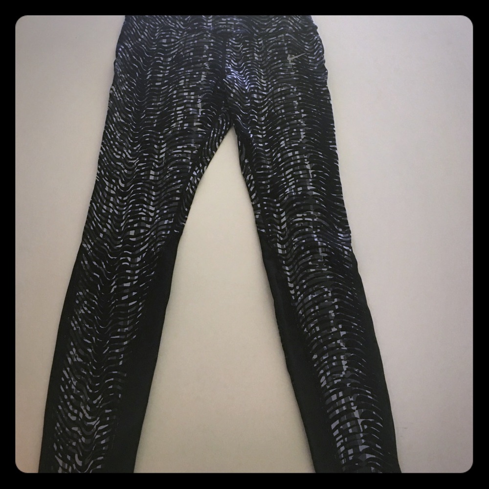 Nike Dri-fit Fitted Pants Size Medium