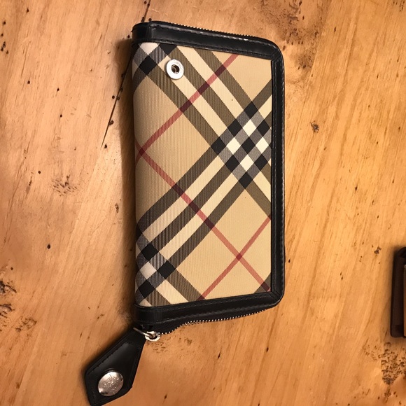 Burberry Wallet - Picture 1 of 4