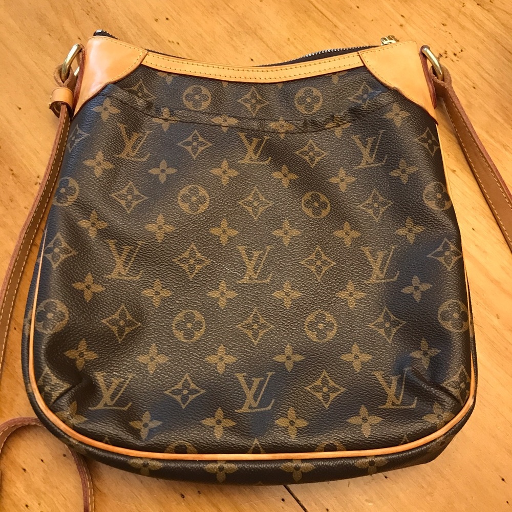 Louis Vuitton Crossbody Bag