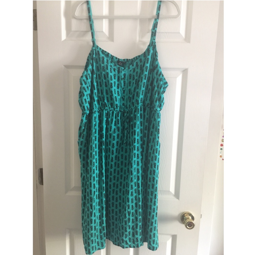 ✨ REDUCED Torrid Pineapple Sundress Size 5