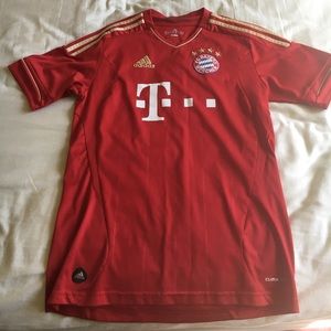 FC Bayern Muchen Soccer Jersey Size S