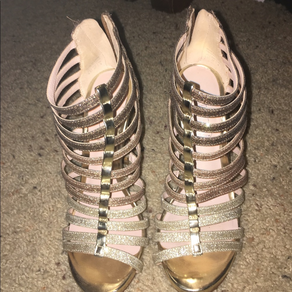 silver and gold sparkly heels. perfect condition
