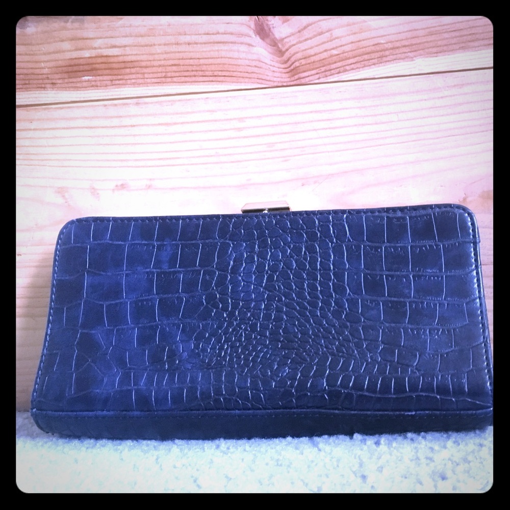 Banana Republic Leather Snake Skin Clutch