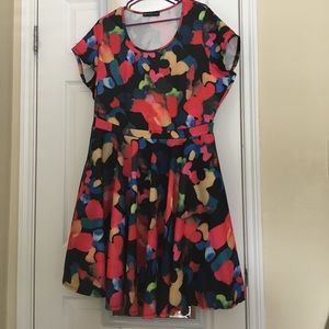 Fashion to Figure - water color dress - size 2