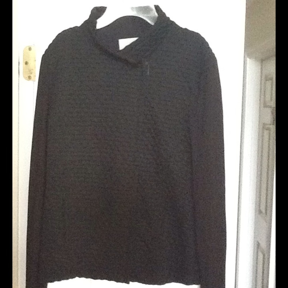 Black waist length casual jacket