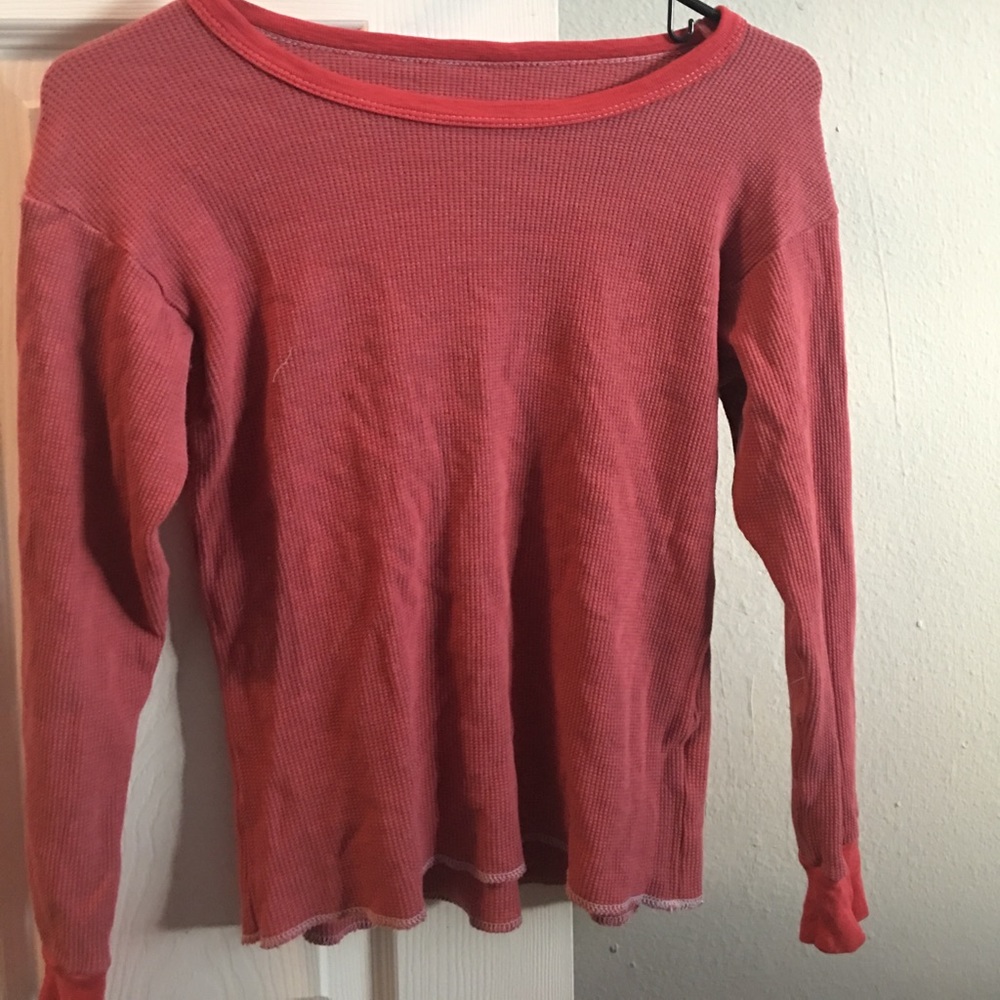 CLEAR OUT ‼️Urban Outfitters-Red Thermal NWT