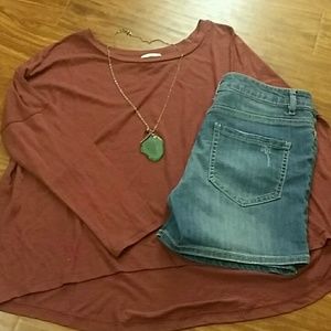 Old Navy maroon slouchy shirt 3/4 sleeve