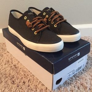 Brand NEW in Box Sperry Seacoast Slip On Sneaker