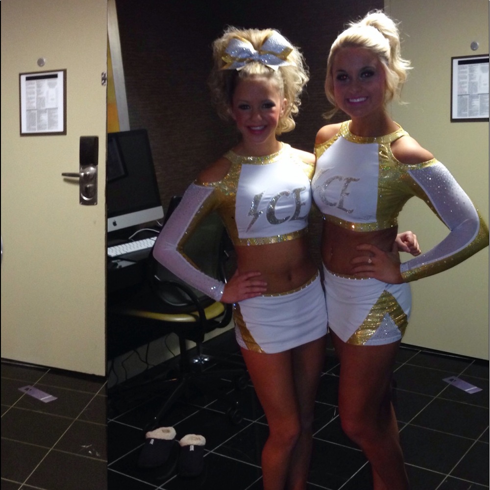 Cheer uniform