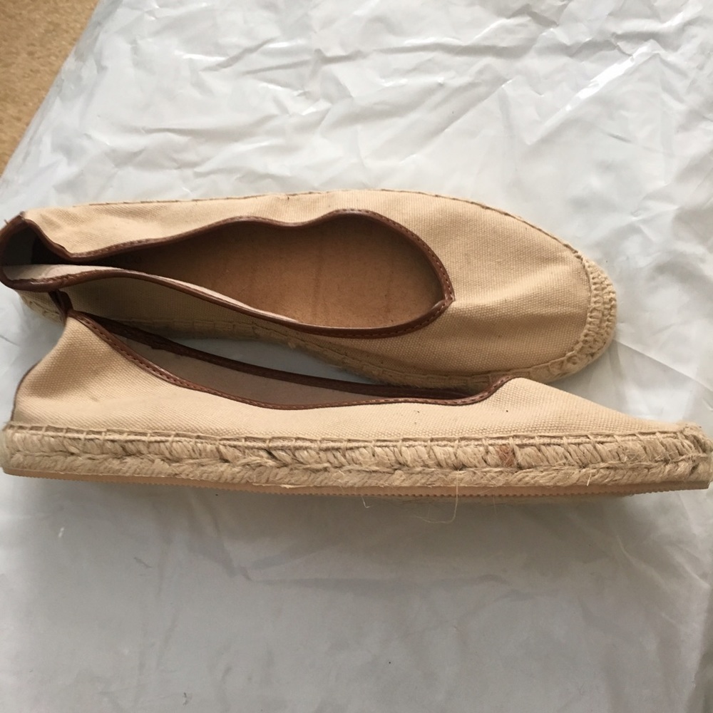 G h bass and co. Size 10 khaki espadrille