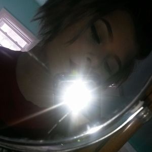 Meet your Posher, Faith