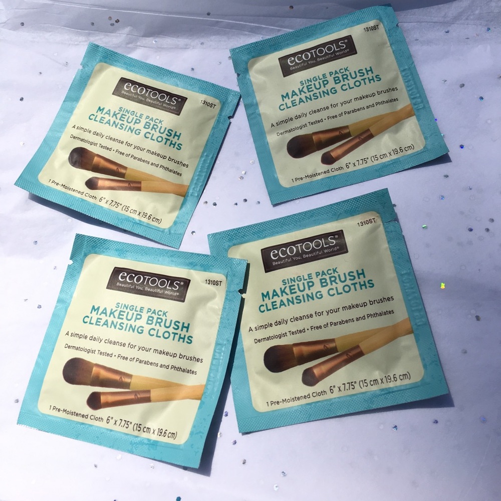 4 Ecotools makeup brush cleansing cloths
