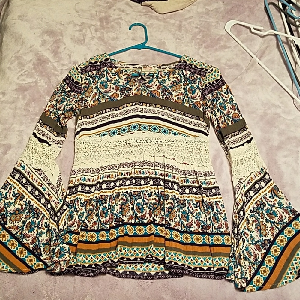 Mossimo top size s
