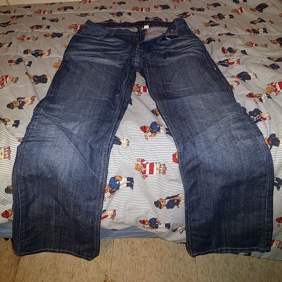 (Sold) International Jeans 33x30 Distress Look - Picture 1 of 4