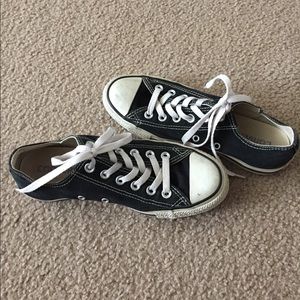Black Converse