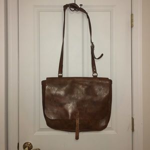 30% OFF ALL BUNDLES --- Leather messenger bag