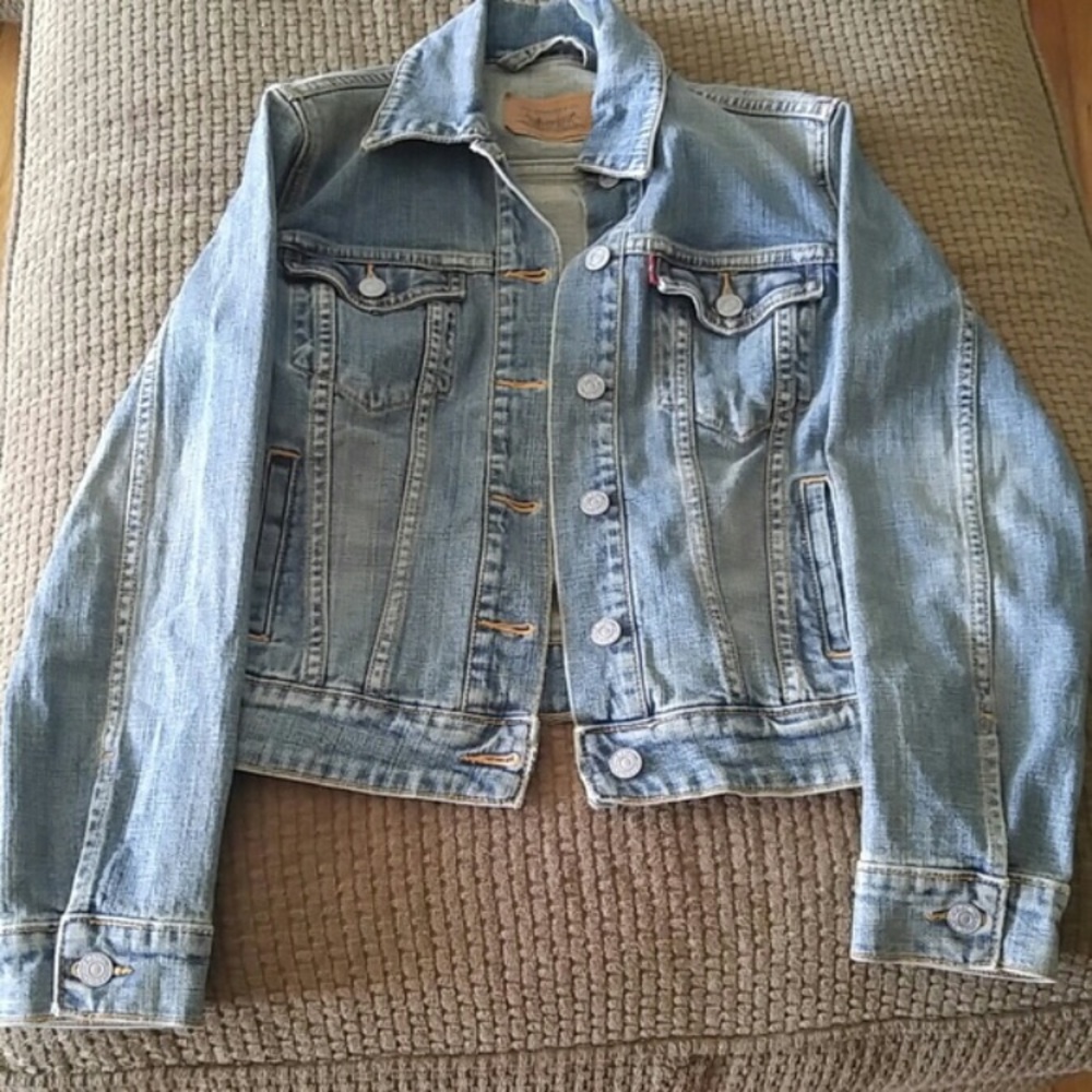 Levi's Strauss Classic Denim Jacket✨