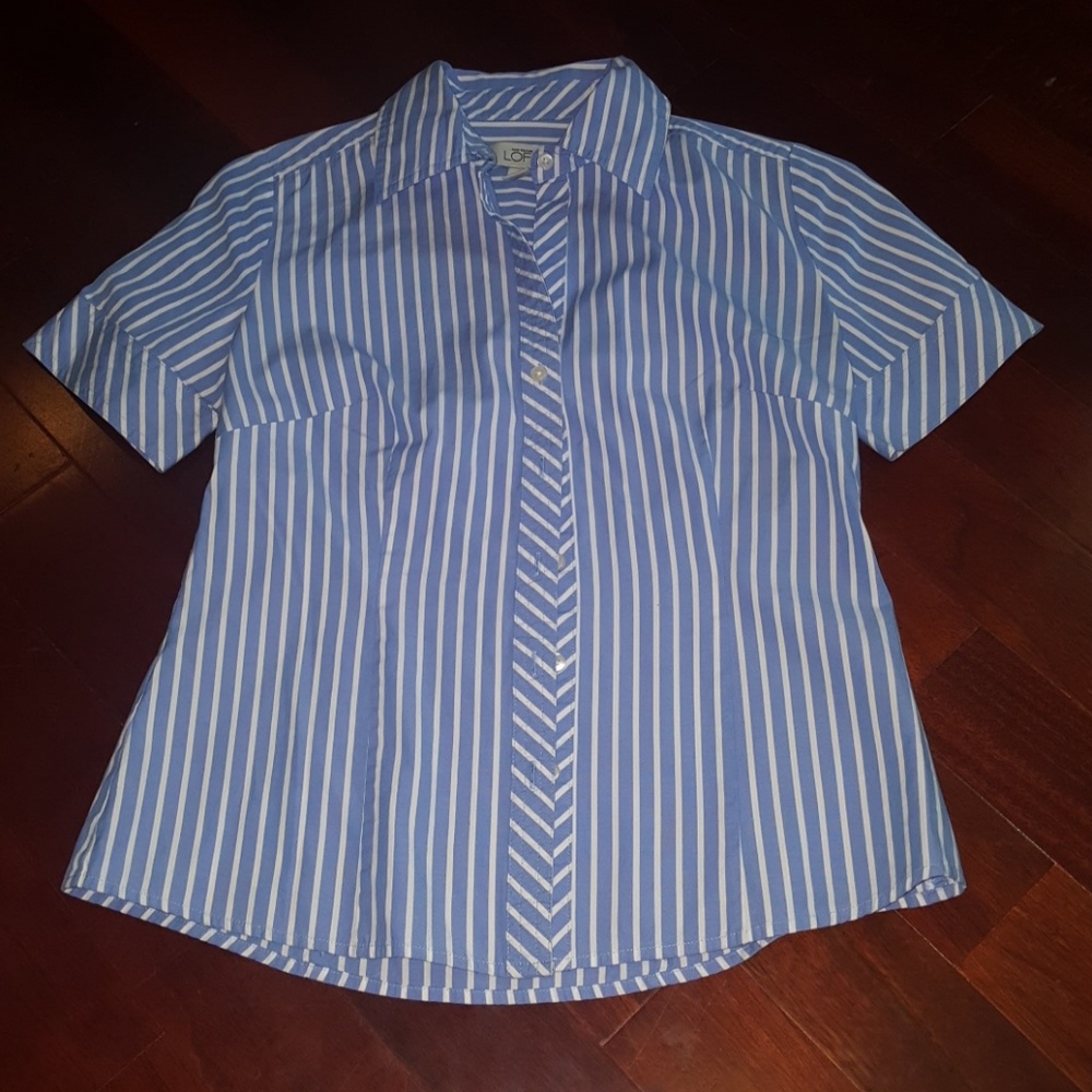 Blue & white striped Short sleeve button up