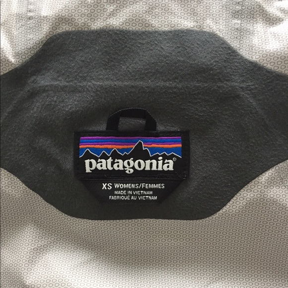 Patagonia Torrentshell Rain Jacket - Coral Pink - Picture 6 of 6