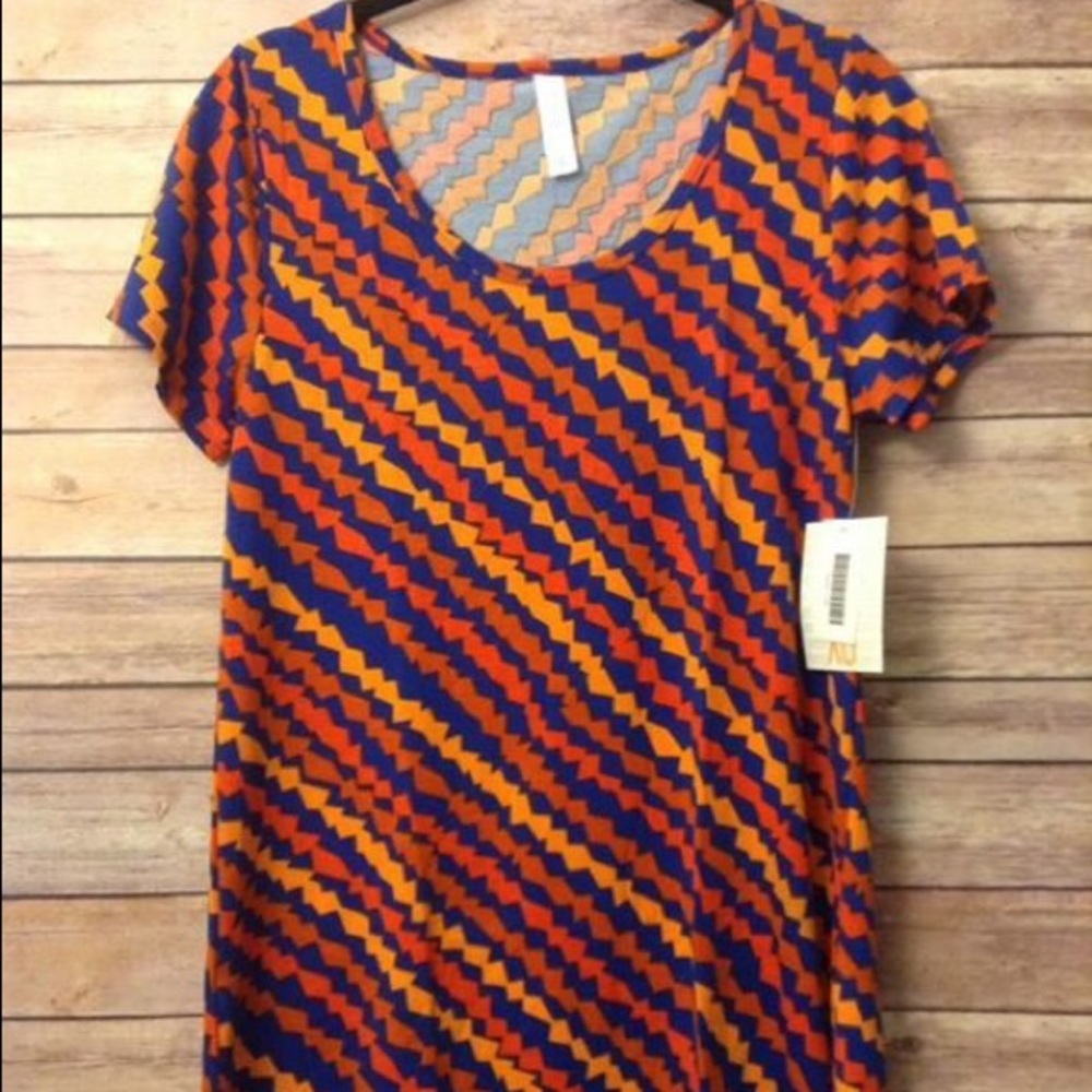 LuLaRoe Classic Tee Size XS