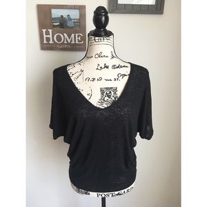 🔴 5 for $25 🔴 EUC Flowy V-Neck Top
