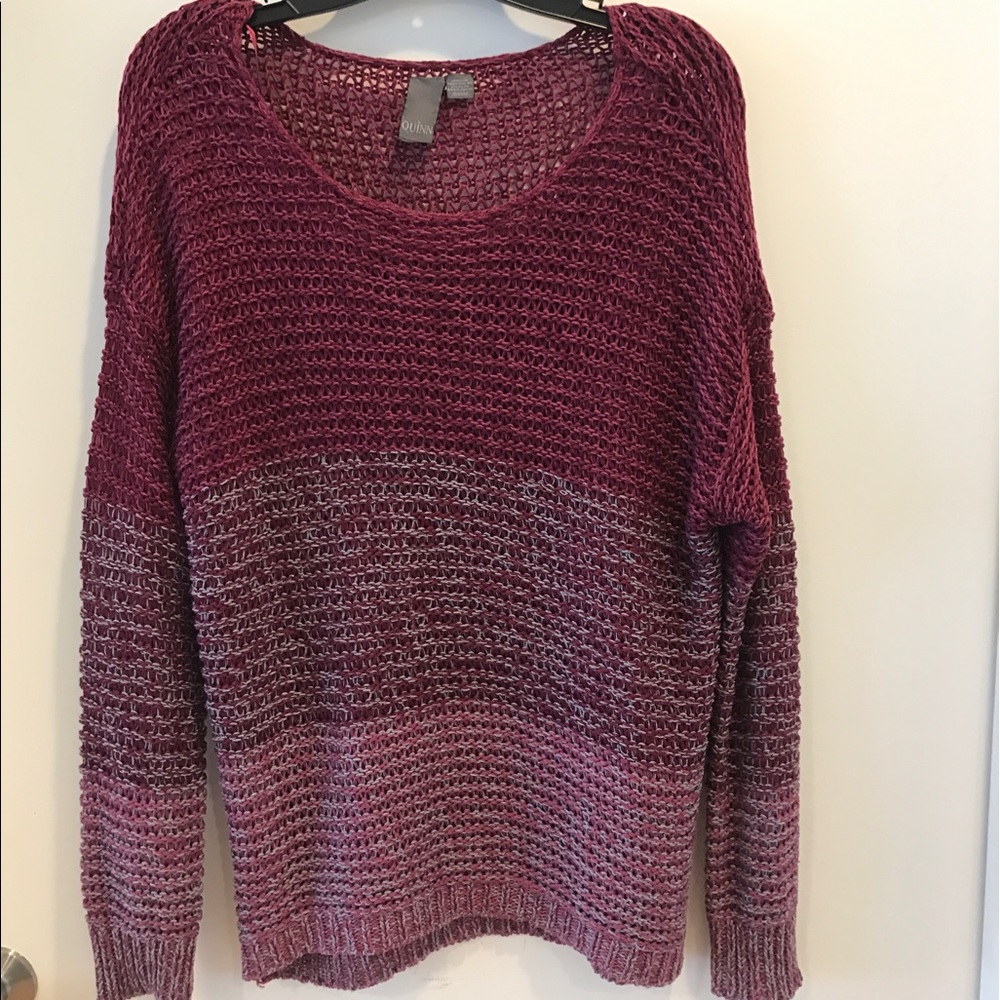 Stylish cozy sweater 💜❤️