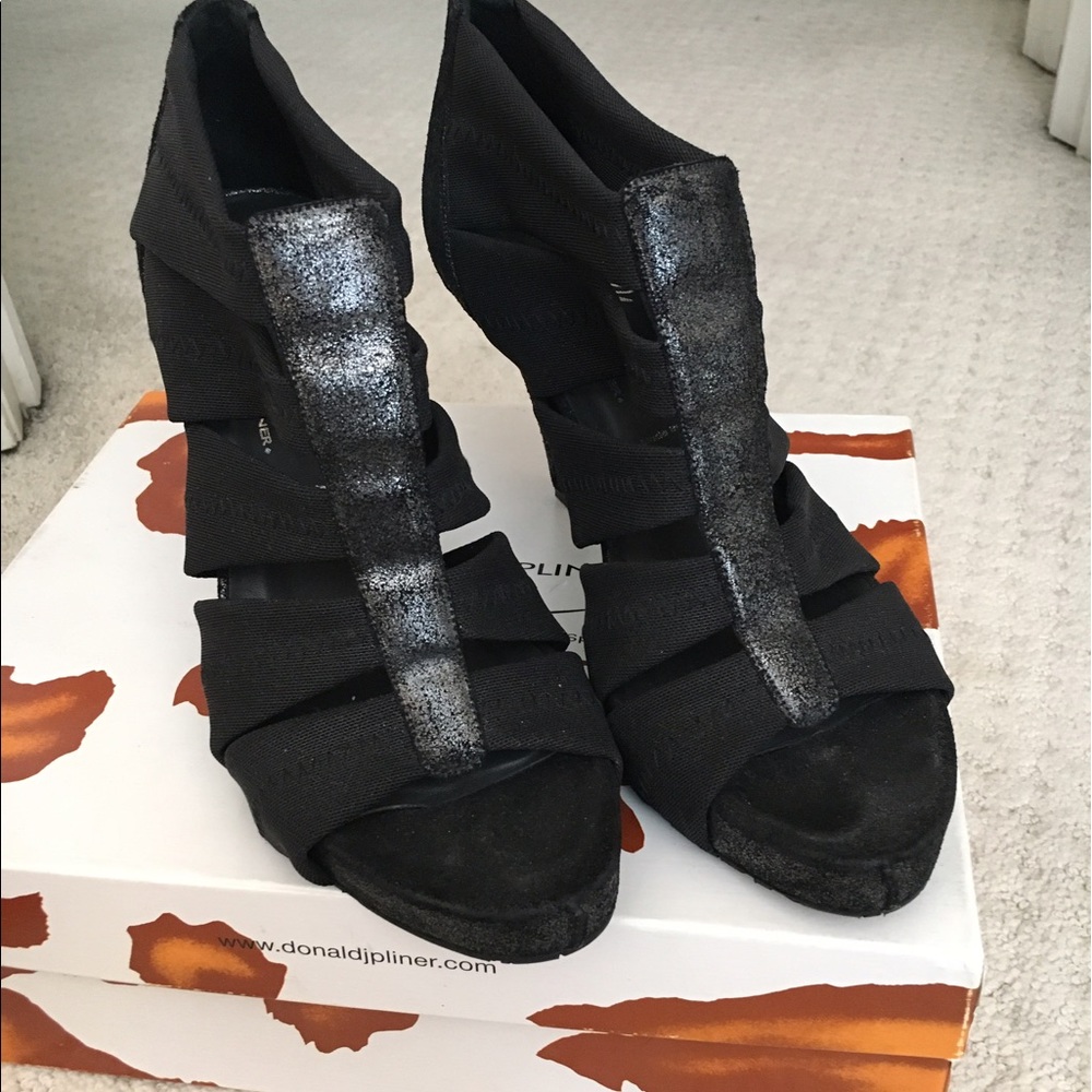 Black heels