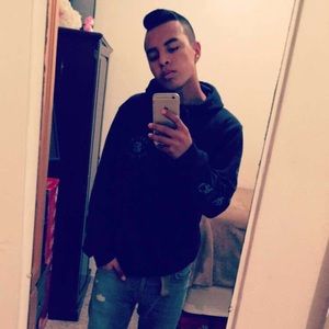 Meet your Posher, Hector