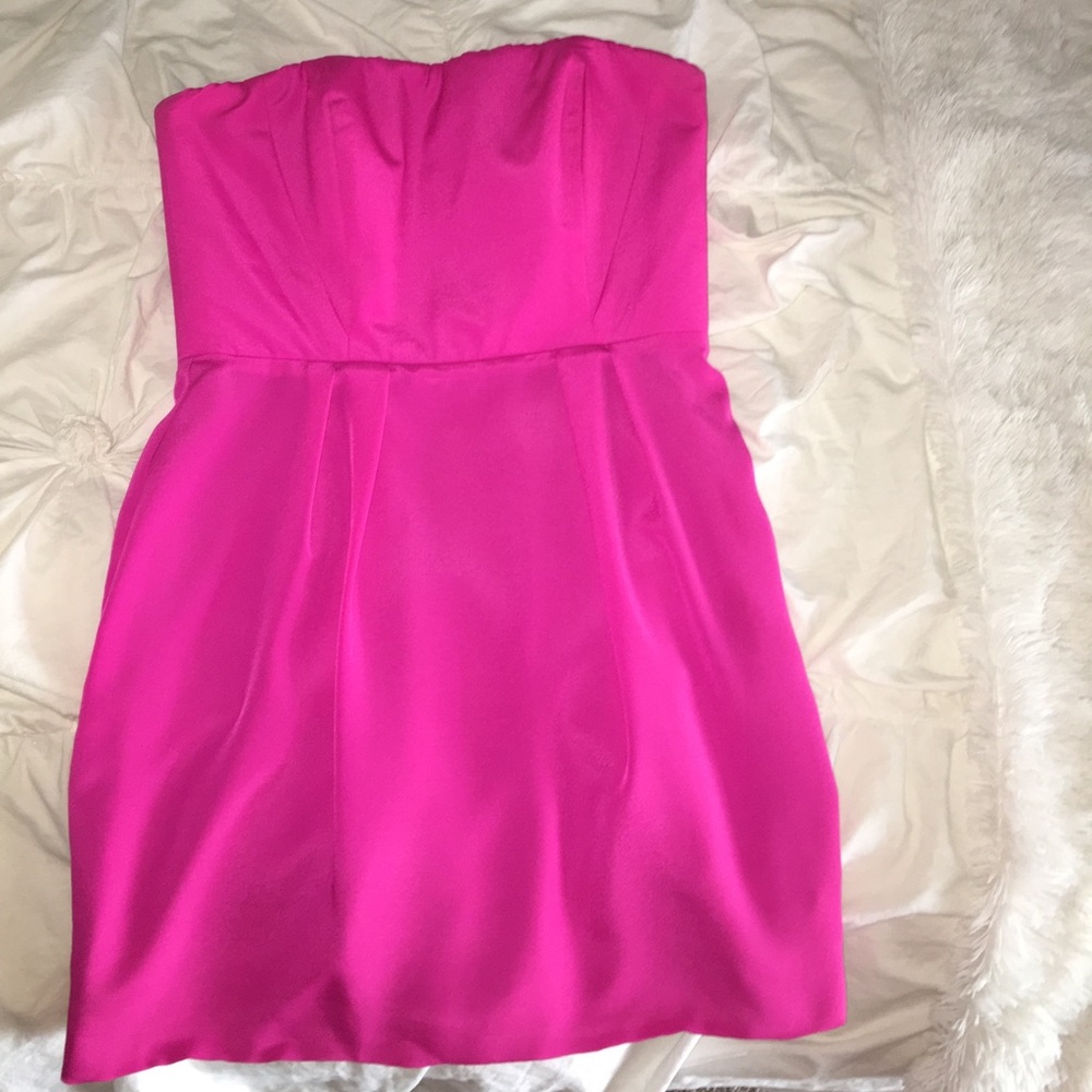 Neon pink Naven dress💖