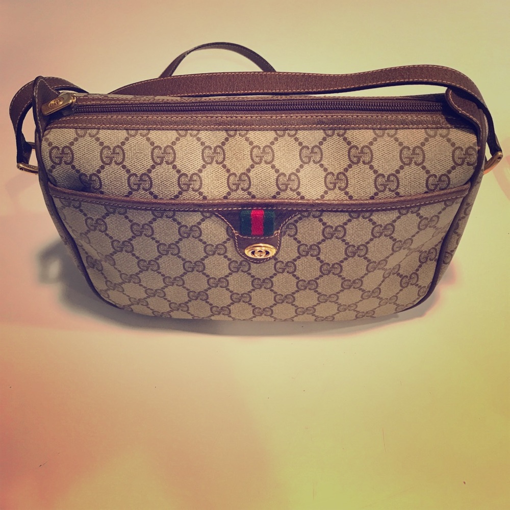 Vintage Gucci handbag with shoulder strap