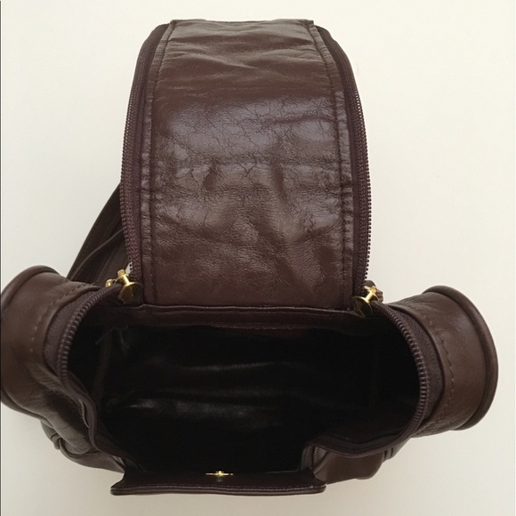 Leather-like material backpak handbag - Picture 4 of 5