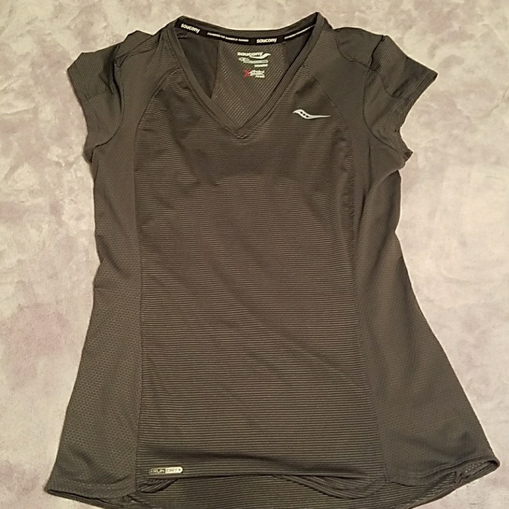 saucony xstatic shirt size m
