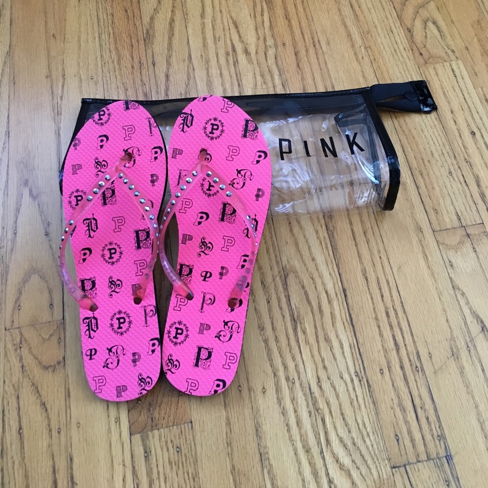 Victoria's Secret PINK NEW flip flops
